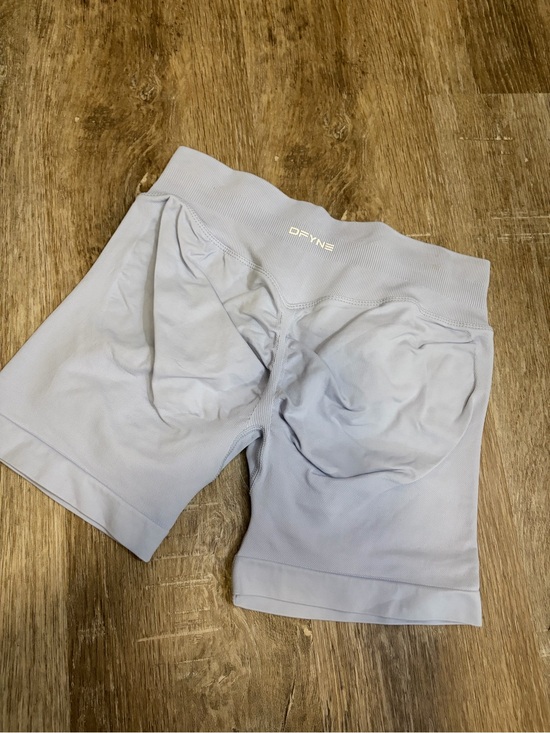 Dfyne Pants - LIKE NEW DFYNE Women's Bike Shorts in Light Gray